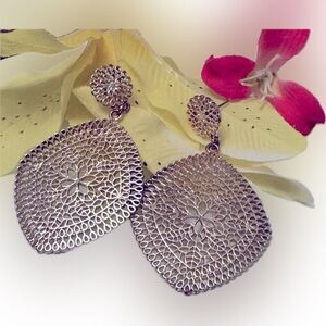 STELLA & RUBY Lallie Filigree Earrings from StitchFix!